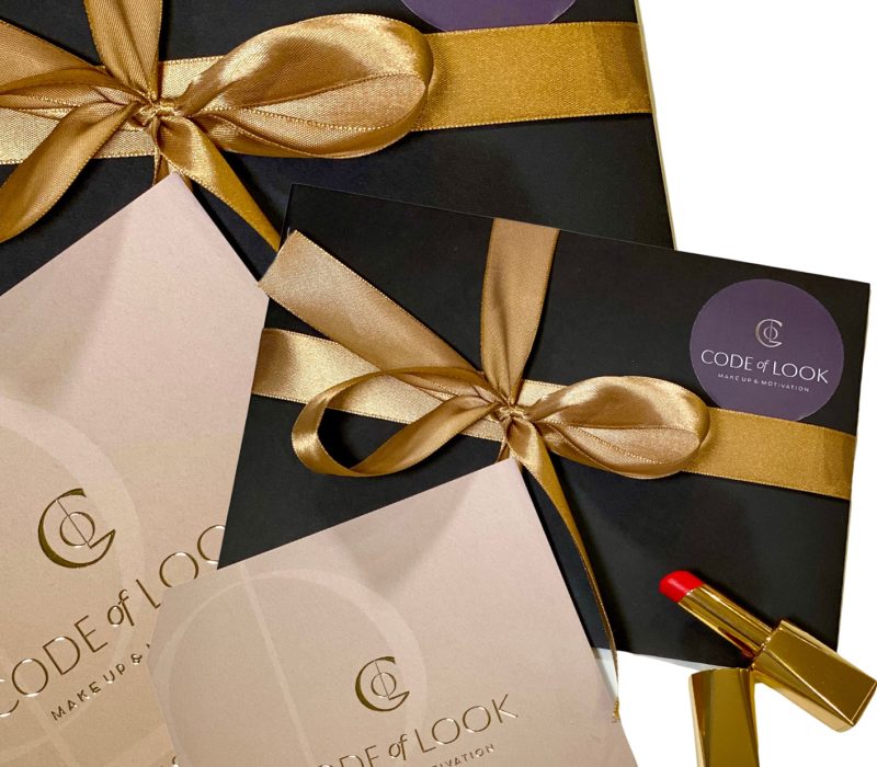 Prezent dla kobiety idealny na każdą okazję. Voucher na lekcje makijażu to elegancki bon dla kobiety.